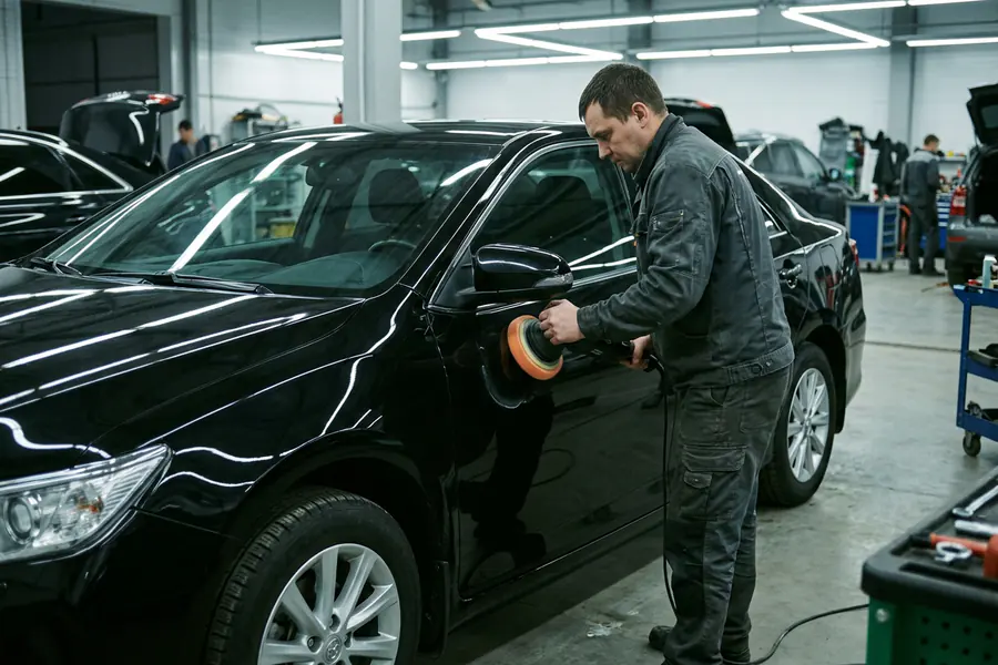 От повреждения к плану восстановления: Полировка автомобиля